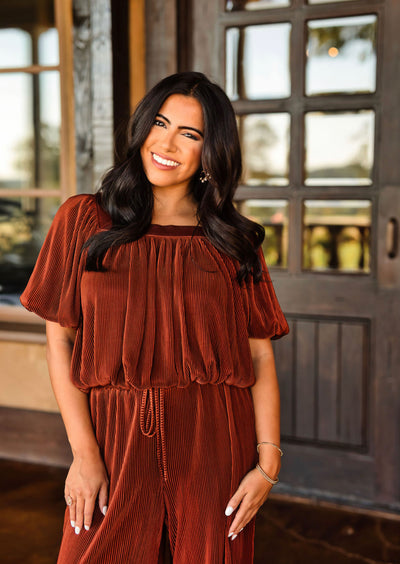 Gotta Have It Pleated Top-Rust