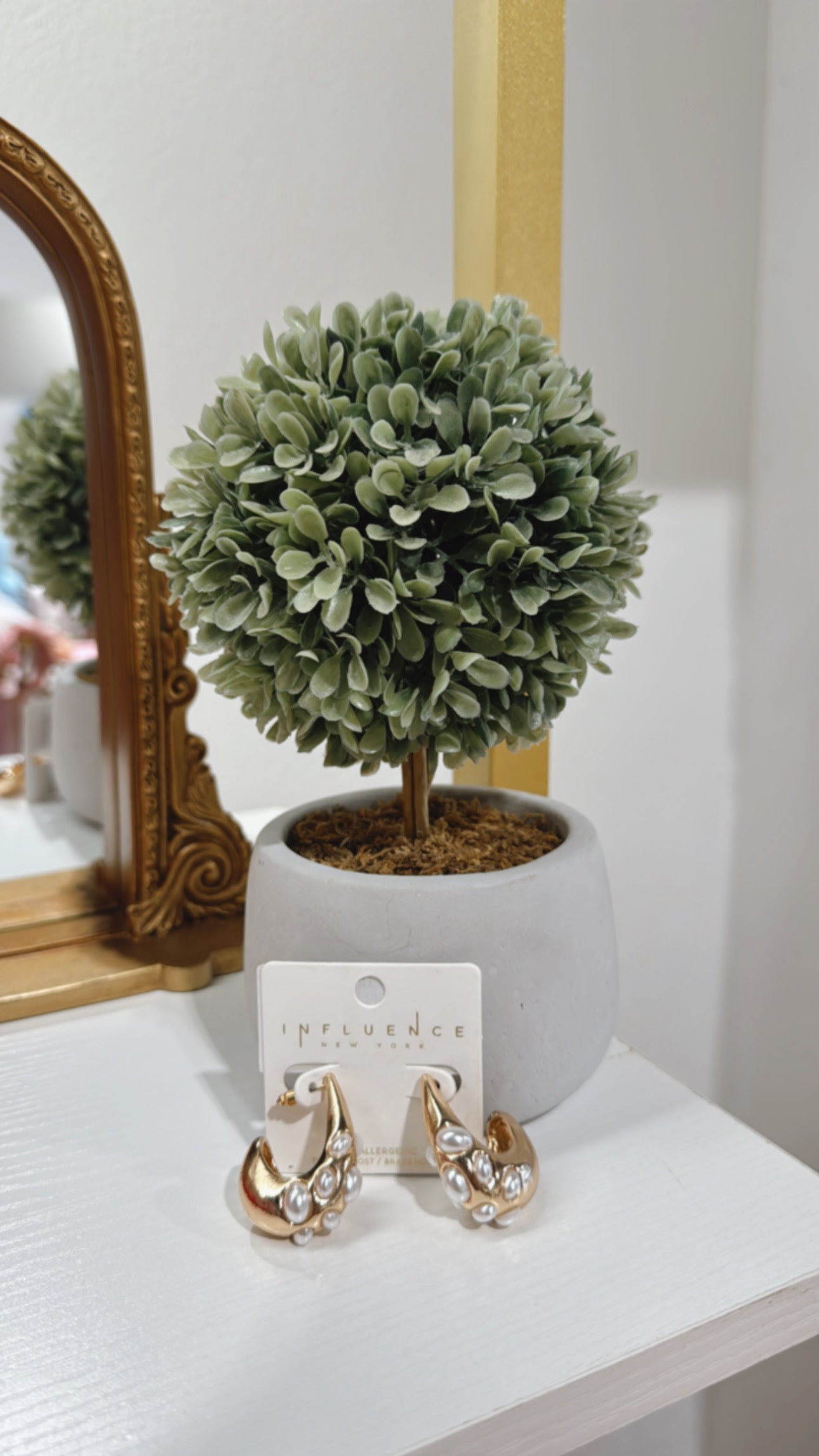 Kenz Pearl Earrings