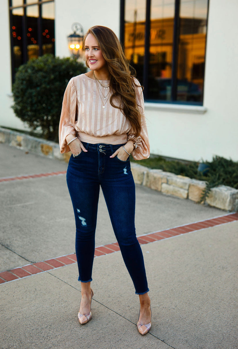 Champagne Classsic top